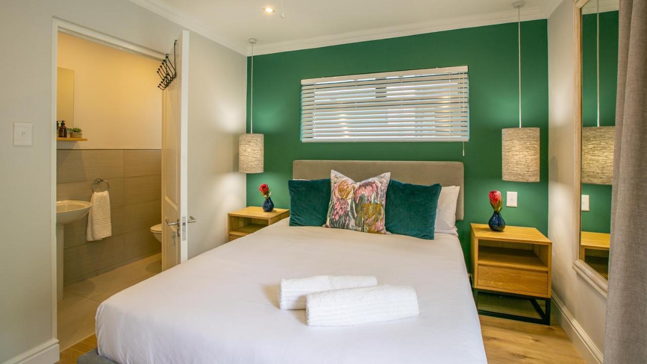Hout & About Guest House Hout Bay Exteriér fotografie